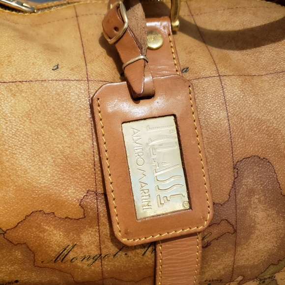 40cm Alviero Boston Bag - Picture 4 of 16